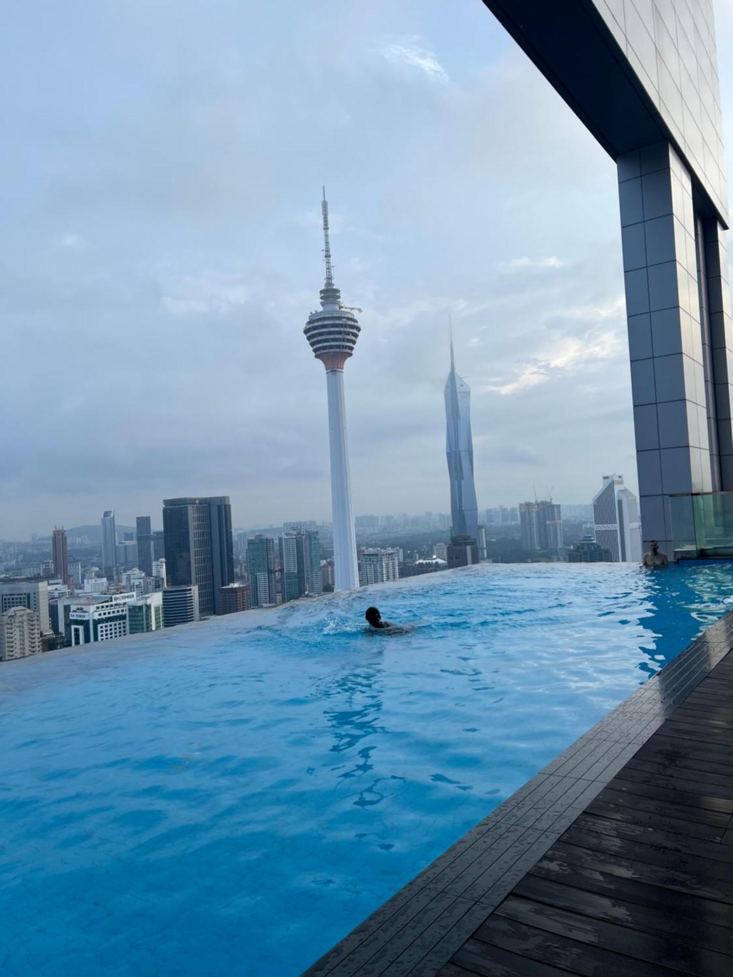 Platinum Klcc Apartment